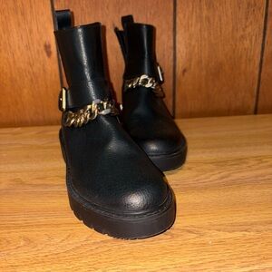 Dolce Vita Black Ankle Boots w Gold Accent